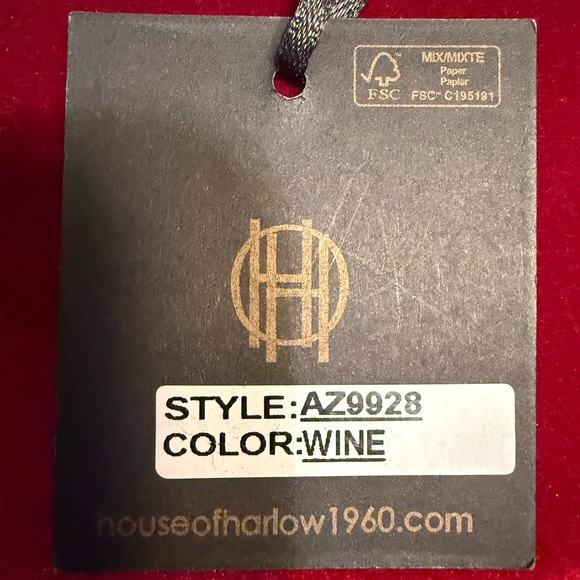 House of Harlow 1960 NWT Stunning Ruby Red Velvet Jeweled Crossbody Clutch (209) - Picture 10 of 10